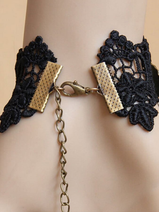 Women's Vintage Lace Panel Bracelet