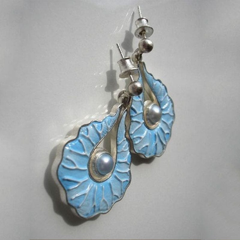 Stylish Blue Oil Inlaid Pearl Earrings