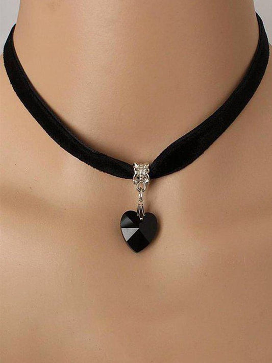 Women's Gothic Velvet Heart Pendant Necklace