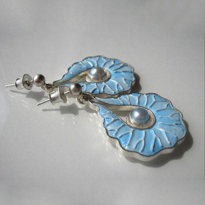 Stylish Blue Oil Inlaid Pearl Earrings